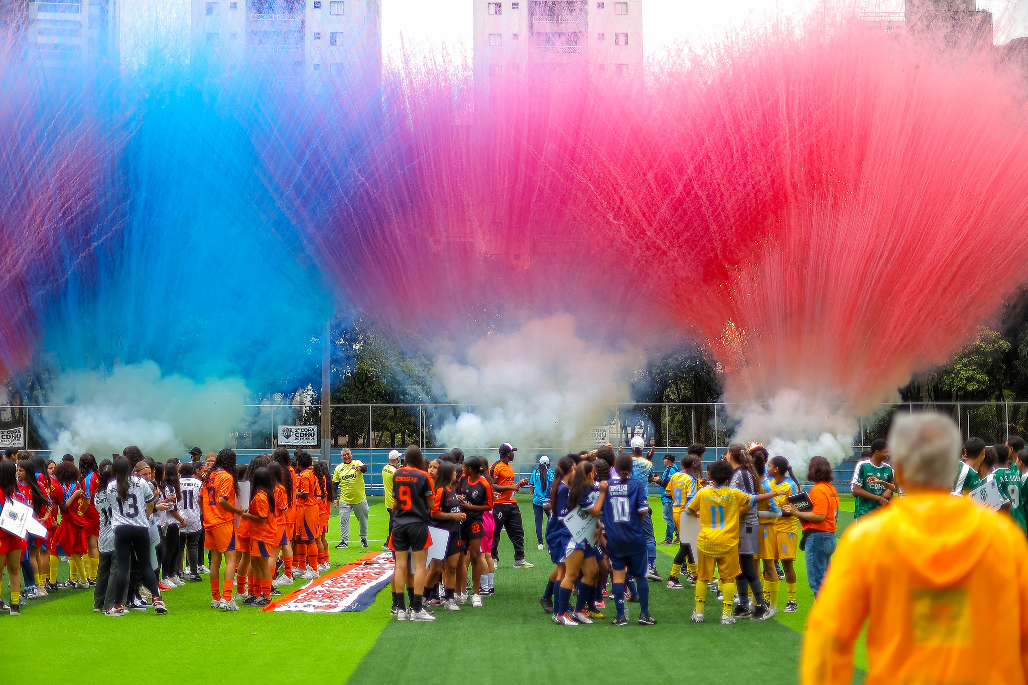 Copa CDHU de Futebol começa com goleada do Parque Santo Antônio e vitória do Helenense 
